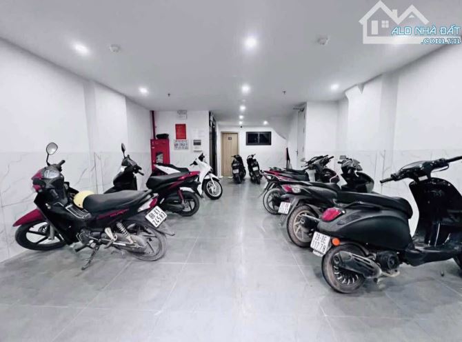 BÁN NHÀ NGUYỄN VĂN HUYÊN,CẦU GIẤY- CCMINI HƠN 10 TỶ THU 600TR/NĂM. SIÊU HIẾM K CÓ CĂN T2 - 4