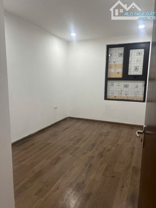 👉👉CC Hateco 62m, 2 ngủ, view hồ, nội thất cơ bản, sẵn Sổ sang tên ngay. Giá 4,x tỷ( x mầ - 4