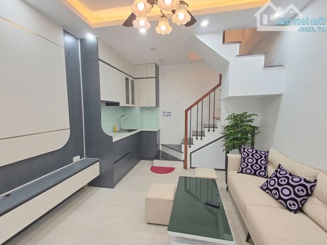 Lệnh Cư Khâm Thiên, Full Nội Thất. 20m2-5 Tầng – 3.5m Mặt Tiền. Giá Thương Lượng. 4.7 Tỷ - 4