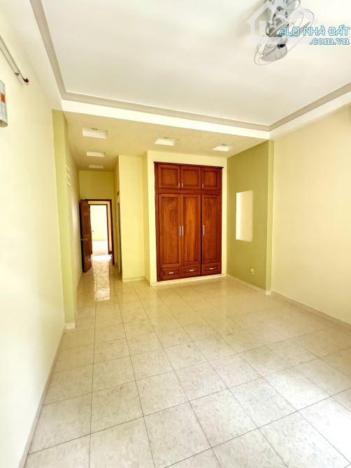 Nhà MT Khu Tên Lửa - 4 x 20M - 10,5 Tỷ - Khu An Ninh - 4