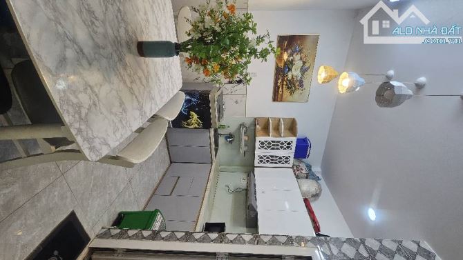 1 CĂN RA MT - Ô TÔ NGỦ TRONG NHÀ HUỲNH VĂN NGHỆ - 30M2 - 2TẦNG - VUÔNG - NHỈNH 3.X TỶ - 4