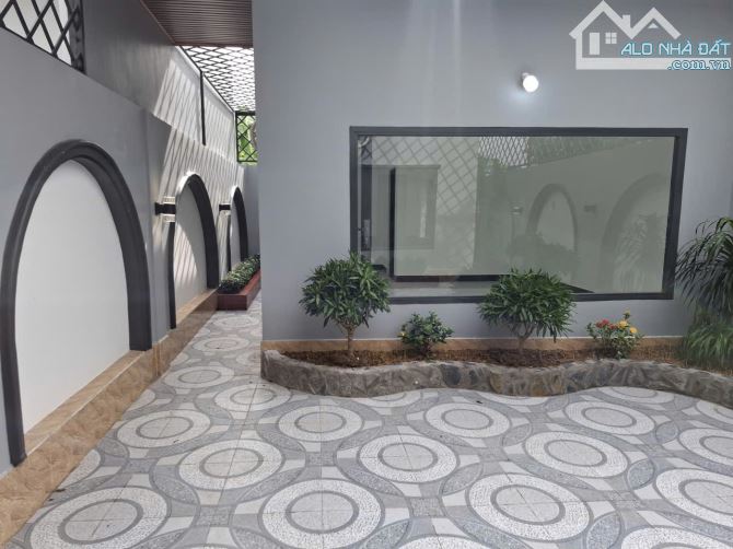 NHÀ XÂY KIỂU HIỆN ĐẠI 5 PN 4 WC GIÁ CHỈ NHỈNH 3X TỶ XÍU - 4
