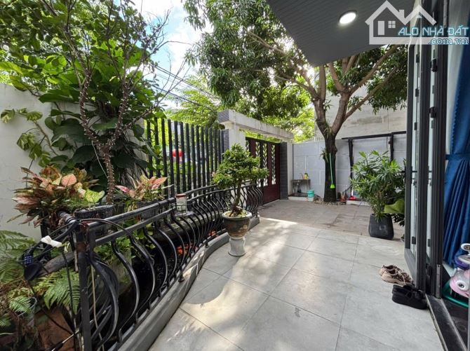 Bán nhà biệt thự ven sông Hòa Xuân. 3 tầng. 200m2. Giá 13,3 tỹ. - 4