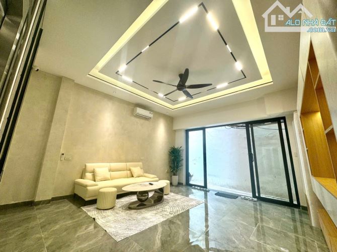 Bán Nhà Xây Mới Tây Sơn 5 Tầng 1 Tum Mặt Tiền 5M, Thang Máy Gần Ô Tô - 4
