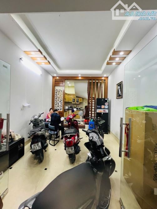 TRUNG TÂM CẦU GIẤY – NGÕ THÔNG – GẦN PHỐ – 32M² – 5 TẦNG – 12 TỶ (9CG91561) - 4