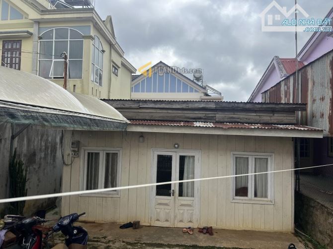 NHÀ CẤP 4 ĐANG KINH DOANH NGAY GẦN CHỢ PHƯỜNG 12 157M2 NGANG 7M 5TY5 ĐÀ LẠT - 4