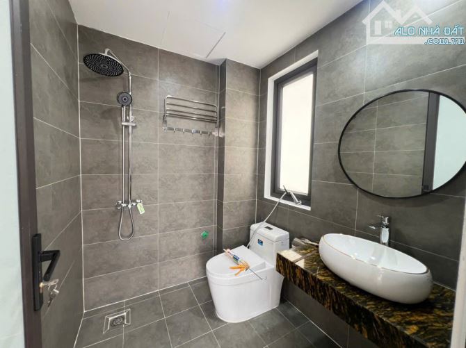 Cần bán Căn góc đã hoàn thiện, 6 tầng, full nội thất  xịn xò, tổ 8 Thạch Bàn - 3