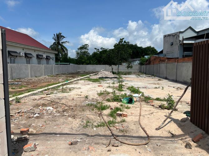 Đất đẹp ngay điểm giao của tuyến đường 44B (Sài Gòn - Hồ Tràm) và đường trung tâm xã Phước - 4
