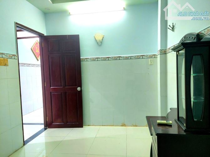 Bán nhà Tân Bình • 70m2 - Hẻm 8m kinh doanh - Khu Bàu Cát sầm uất - 4