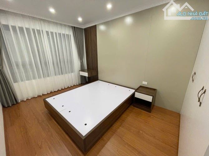 Bán nhà phố Nguyễn Văn Huyên, Dương Quảng Hàm, ngõ 2 ôtô tránh, thang máy, kinh doanh*60m2 - 4