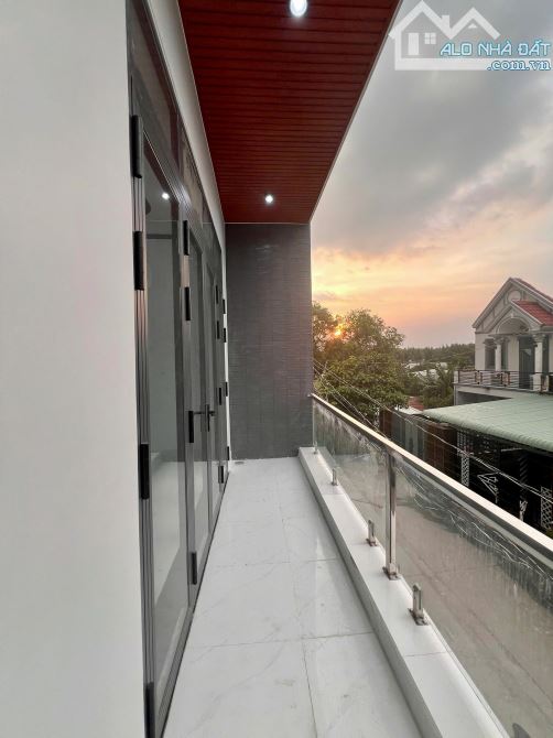 BIỆT THỰ MINI GẦN TRỤC 16- KẾT NỐI ĐỒNG KHỞI CHỈ 3P ĐI XE, SỔ HỒNG RIÊNG, FULL THỔ CƯ - 4