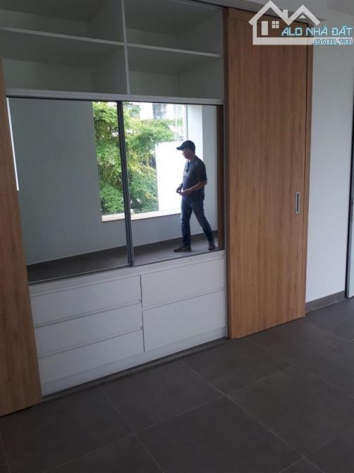 BÁN NHÀ BÌNH THẠNH D1(NGUYỄN VĂN THƯƠNG) 5x7 4 TẦNG XE HƠI ĐỔ CỬA - 4