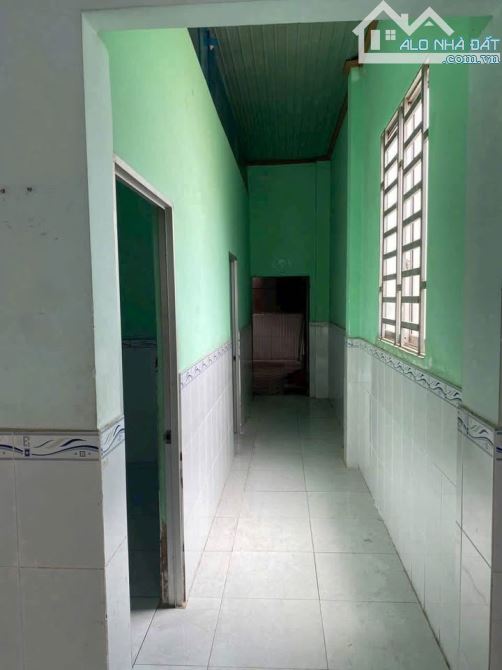 Kẹt tiền  ! Cần bán gấp căn nhà ở Đ. Trần Thị Bốc , Thới Tam Thôn 88m2 SHR giá 920 triệu - 4