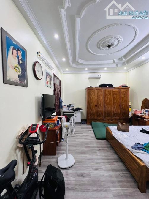 Bán nhà Hoàng Hoa Thám, 39m, 4 tầng, 8.3 tỷ.Đẹp và hiếm - 4