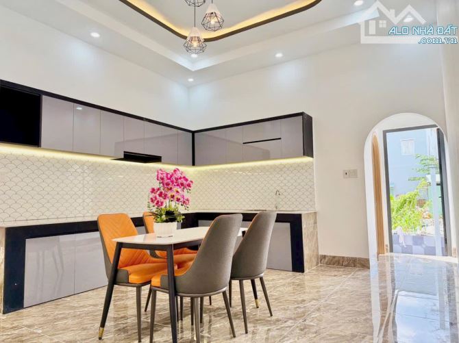Bán gấp căn nhà cấp 4, đẹp lung linh, 185,9m2, Tân Thông Hội, Giá 1 tỷ 250. - 4