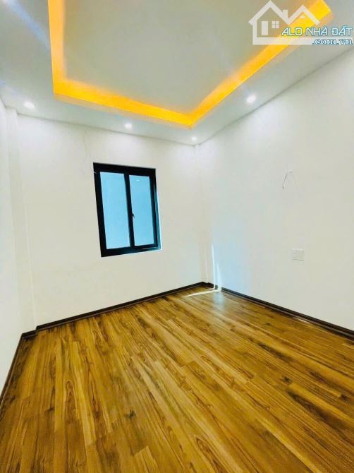 VŨ TÔNG PHAN 2 THOÁNG- NGÕ THÔNG - KINH DOANH TỐT – Ô TÔ ĐỖ CỬA – NHÀ MỚI Ở NGAY- 9.3 TỶ - 4