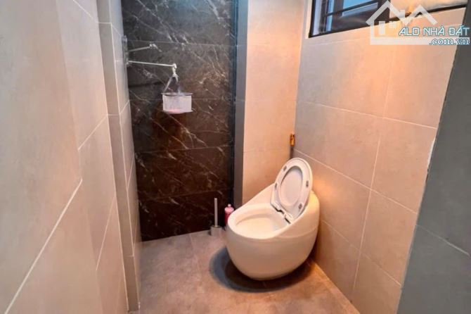 Bán Nhà Phân Lô Quân Đội Nguyễn Ngọc Nại – 43m² – 5 Tầng – MT 8.2m – Ô Tô Đỗ Cửa - 4