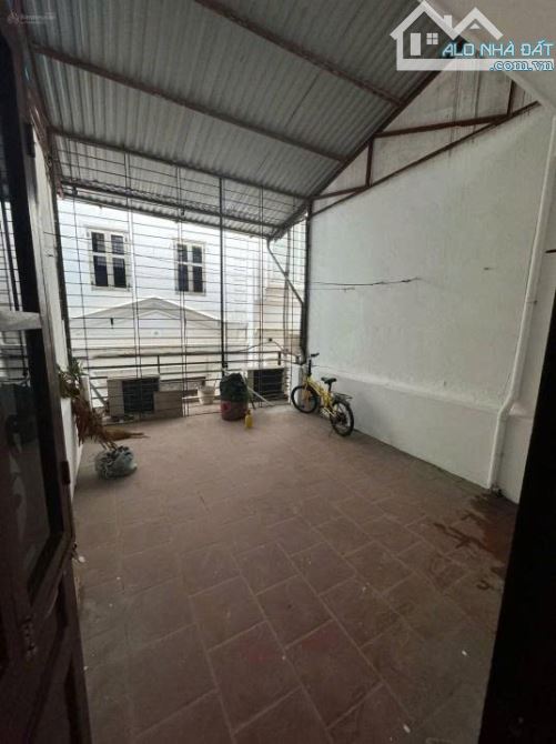 Cho thuê nhà nguyên căn Nguyễn Đình Chiểu 30m2 x 3 tầng, full nội thất. Giá 14 Triệu - 4