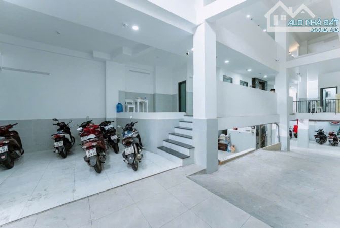 Bán CHDV Ô Tô Né Quang Trung Gò Vấp,THU 280TR.TH- 200m- Ngang 8m- 51.x tỷ - 4