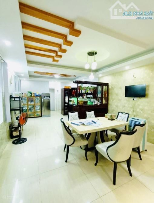 BÁN NHÀ MẶT TIỀN (4 TẦNG) DT 100M2 PHAN CHU TRINH P.2 VŨNG TÀU - VỊ TRÍ GẦN BIỂN SỔ HỒNG - 4