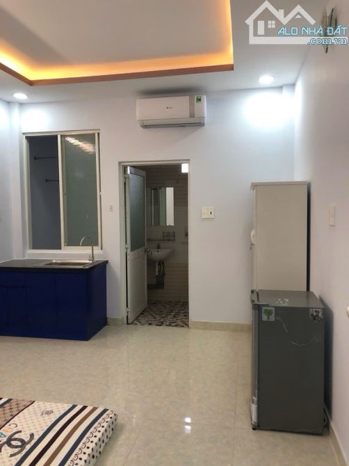 Bán nhà 6 tầng, hẻm xe hơi Lê Văn Sỹ, Trường Sa Q3, cách 30m ra mặt tiền - nhỉnh 12 tỷ - 4
