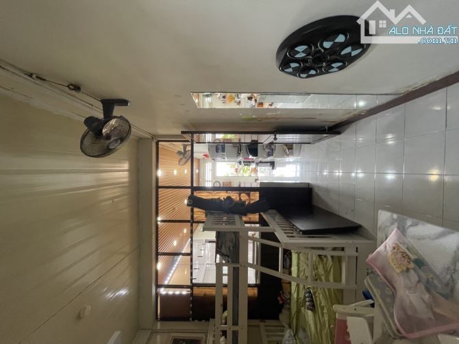 Chung Cư 88 cách mạng tháng tám 44m2 , SHR, Tặng Toàn Bộ Nội Thất , Giá 2.34 Tỷ TL - 4