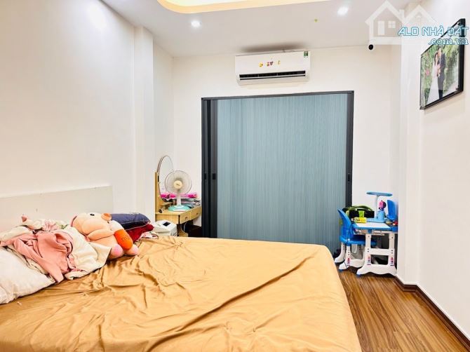 BÁN NHÀ LAI XÁ - DÂN XÂY 4 TẦNG - LÔ GÓC  42M2 FULL NỘI THẤT - Ô TÔ ĐỖ CỬA - GIÁ RẺ - 4