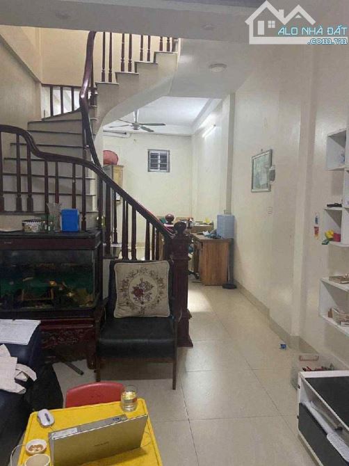 Gia đình cần b.án căn nhà ơ khu vực phú mỹ Mỹ đình - 4
