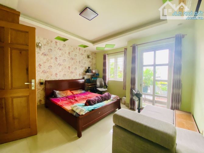 NHÀ ĐẸP Ở NGAY - BÙI QUANG LÀ - GÒ VẤP - 84M2 - 3 TẦNG - 6 PHÒNG NGỦ - VỪA Ở VỪA CHO THUÊ - 4