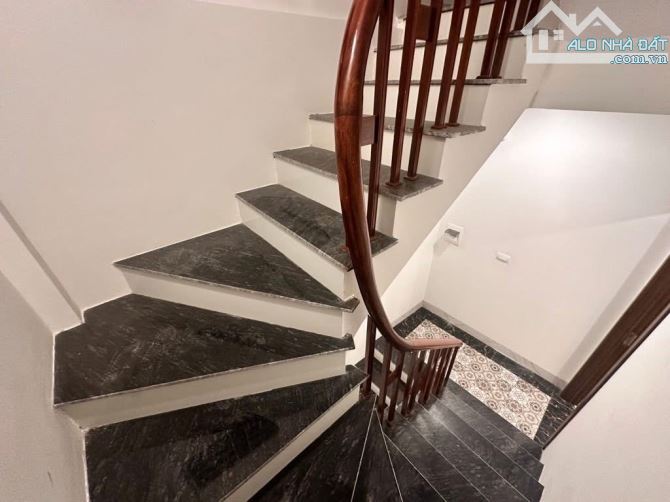 TT VIỆT HƯNG LÔ GÓC 2 MẶT THOÁNG 30  RA ĐƯỜNG Ô TÔ TRÁNH- NGOC THÔNG BA GÁC ĐÁNH VÕNG - 4