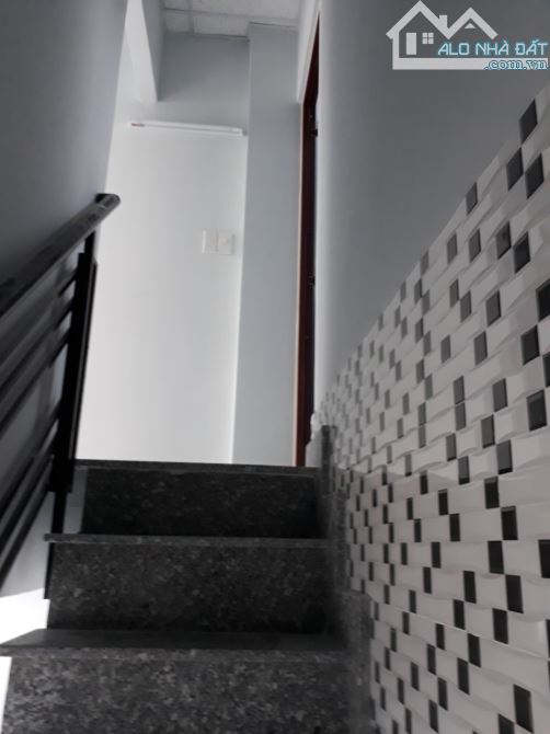 🏡 Nhà mới đẹp 1 lầu, 2PN, hẻm ô tô, gần Đầm Sen – 9 triệu/tháng - 5