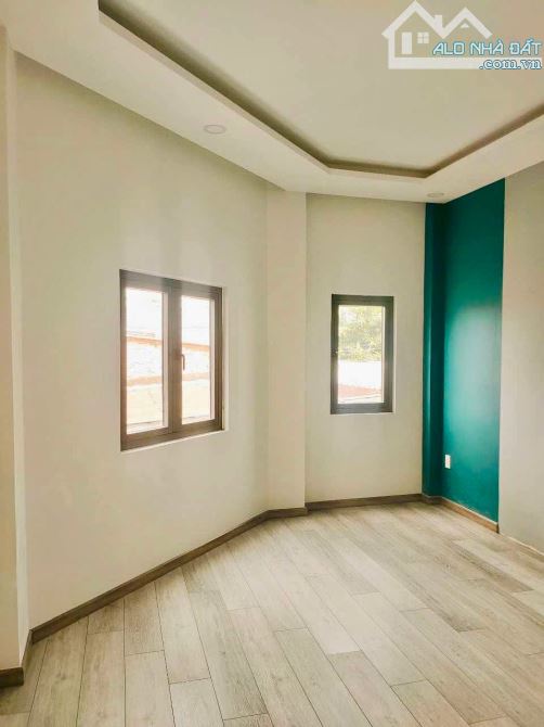 BÁN NHÀ 3 TẦNG NGUYỄN VĂN QUÁ Q12 - 5