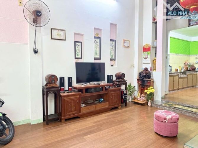 DUY NHẤT CÒN SÓT LẠI NHÀ 2 TẦNG ĐƯỜNG MỸ AN 19 GẦN SÔNG GẦN ĐH KINH TẾ CHỈ 9,X TỶ - 5