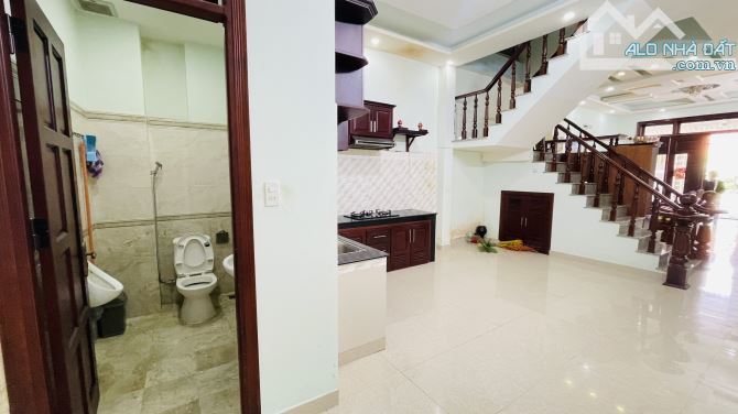 Nhà Mặt Tiền Trần Anh Tông, Đà Lạt, cách Hồ Xuân Hương 1km, đường bằng phẳng - 5