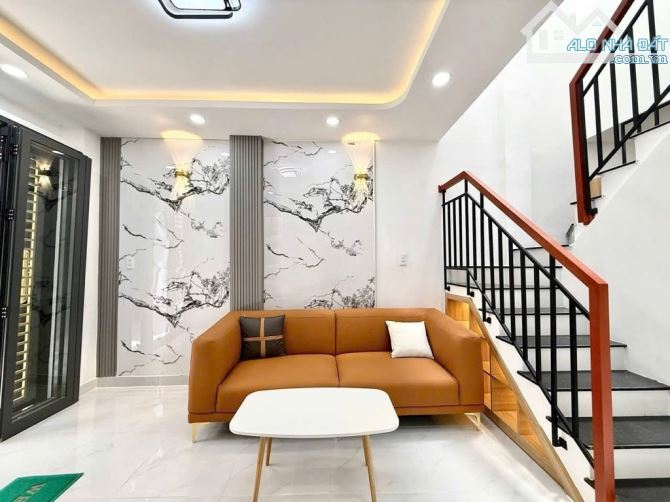 BÁN NHÀ XÔ VIẾT NGHỆ TĨNH - GẦN HÀNG XANH - HẺM THOÁNG - KO LỘ GIỚI - 5.05 TỶ - 5