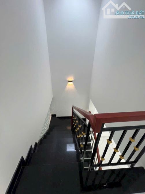 Đường số BHH gần AEON Tân Phú hẻm xe hơi 2 tầng 4x10m chỉ 4.4 tỷ - 5