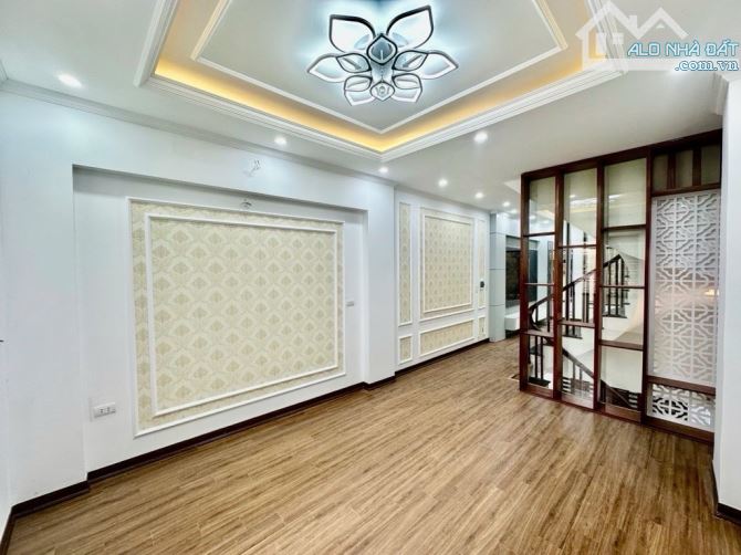 Phố PHAN ĐÌNH GIÓT- THANH XUÂN -1 NHÀ RA PHỐ HÀ KẾ TẤN Ô TÔ TRÁNH, 45M2 - 5