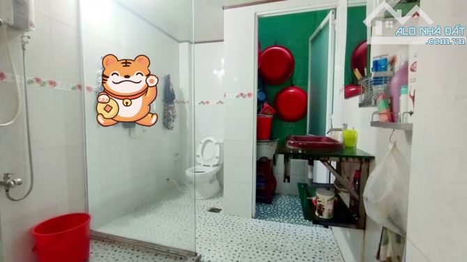 Bán nhà đường Lương Văn Can Quận 8 - 51m2 (3.5 x 13m) nở hậu 6m - chỉ 3 tỷ 45 - 5