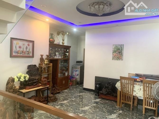 NHÀ ĐẸP 2T HẺM ÂU CƠ NGAY CHỢ HÒA KHÁNH DT 82M2 NGANG 4.5M NỞ HẬU CHỈ 3.7 TỶ - 5