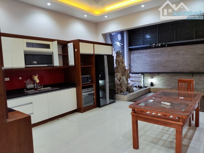 Cho thuê biệt thự 5 tầng Khu phân lô số 1 Nguyễn Hoàng Tôn Cách hồ Tây chỉ 100m - 5