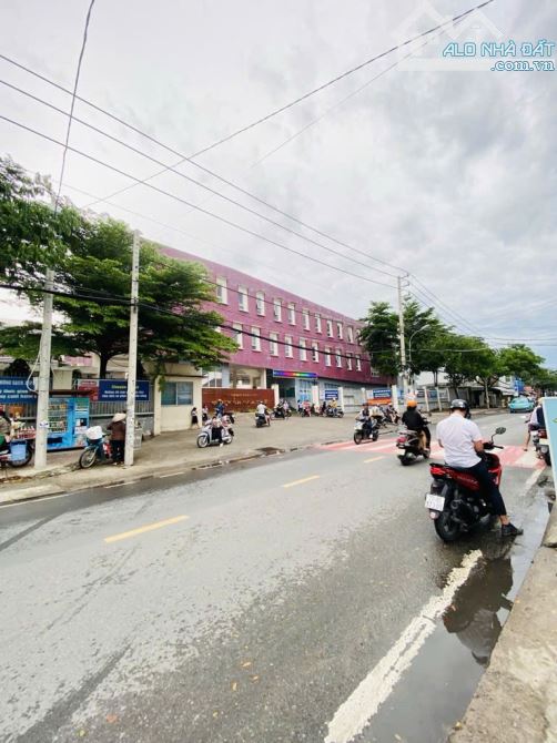 CHDV - Thạnh Xuân 24 -Tô Ngọc Vân Đang xây - DTS 465m2 - 3 tầng- 36 Phòng - Giá 20 tỷ TL - 5