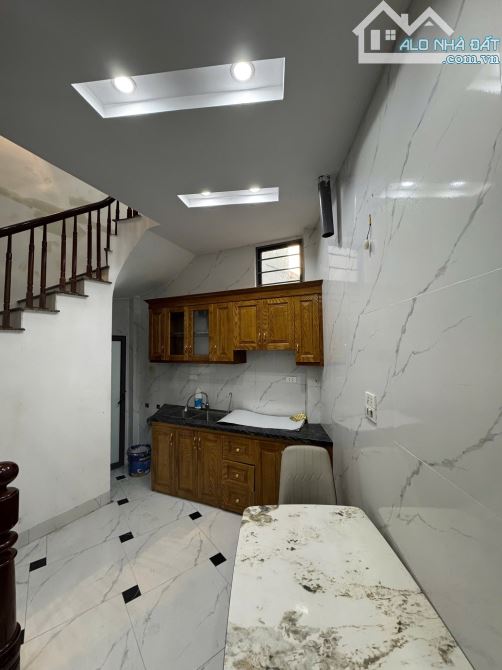 Bán nhà Tặng Full nội thất - nhà mới xây - kinh doanh tạp hóa đỉnh 5 tầng xách vali về ở. - 5
