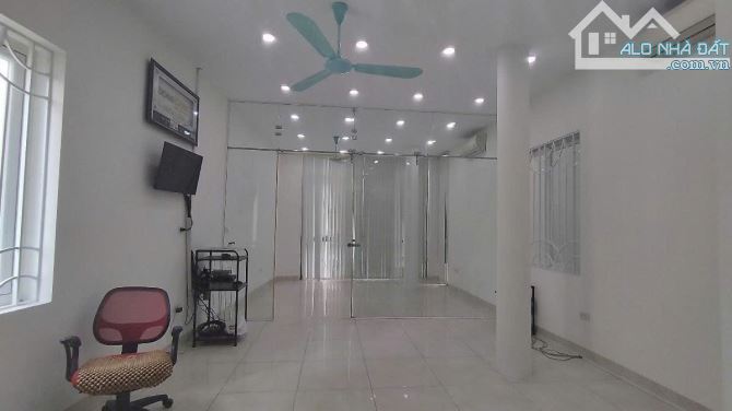 LÔ GÓC NGUYỄN KHANG YÊN HÒA CẦU GIẤY 50m 18.5 TỶ MT3.6m 7 TẦNG THANG MÁY NGÕ THÔNG KINH DO - 5