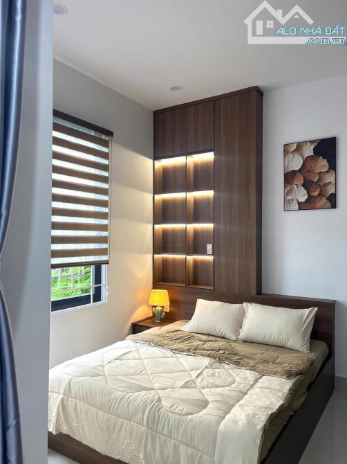 Cực hiếm! Nhà 3 tầng Đỗ Xuân Hợp, 68m2, hẻm ô tô tránh.Giảm còn 6.5 tỷ - 5