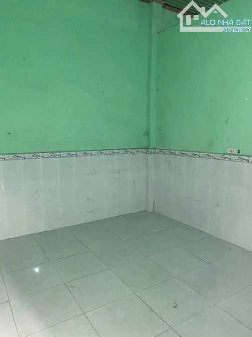 Kẹt tiền  ! Cần bán gấp căn nhà ở Đ. Trần Thị Bốc , Thới Tam Thôn 88m2 SHR giá 920 triệu - 5