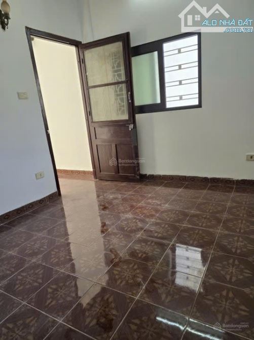 CHO THUÊ NHÀ NGUYÊN CĂN PHỐ YÊN LẠC, DT 40M2 X 4 TẦNG, 4 NGỦ, Ô TÔ QUA NHÀ. - 5
