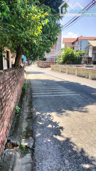 Giảm 1,4 Tỷ -200m TĐC Phân lô vỉa hè - Tân Quang Cạnh Vinhomes ocean park 3 - 5
