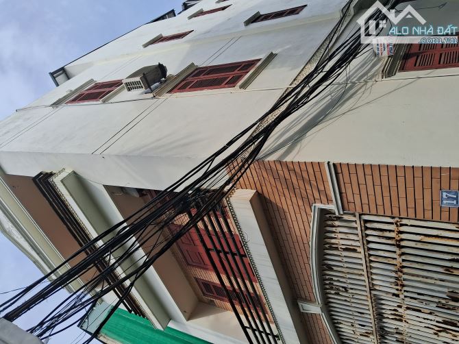 BÁN NHÀ CẠNH CHỢ THẠCH BÀN – NGÕ Ô TÔ – CĂN GÓC THOÁNG SÁNG – 66M² GIÁ HƠN 10 TỶ - 5