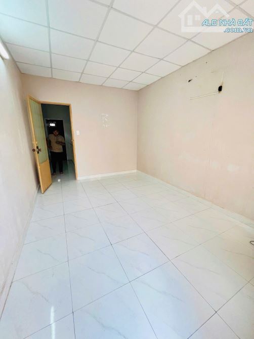 HẺM KINH DOANH ÔTÔ 2 MẶT TIỀN TRƯỚC SAU ĐINH BỘ LĨNH P26 Q. BÌNH THẠNH 2 TẦNG 4X15m - 5