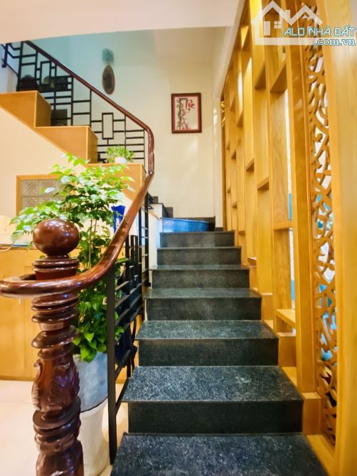 NHÀ ĐẸP Ở NGAY - BÙI QUANG LÀ - GÒ VẤP - 84M2 - 3 TẦNG - 6 PHÒNG NGỦ - VỪA Ở VỪA CHO THUÊ - 5